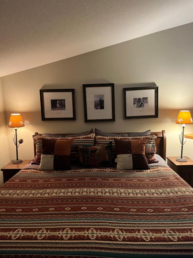 Wanna Get Away This Summer And Fall At The Crossing Canmore Zewnętrze zdjęcie